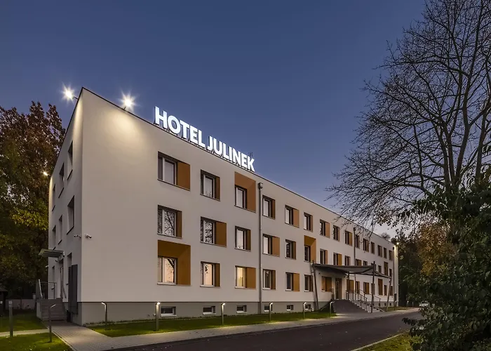 Julinek Park Bed & Breakfast Blonie (Warsaw West)